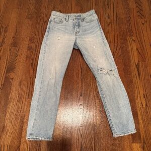 Levi’s wedgie distressed jeans